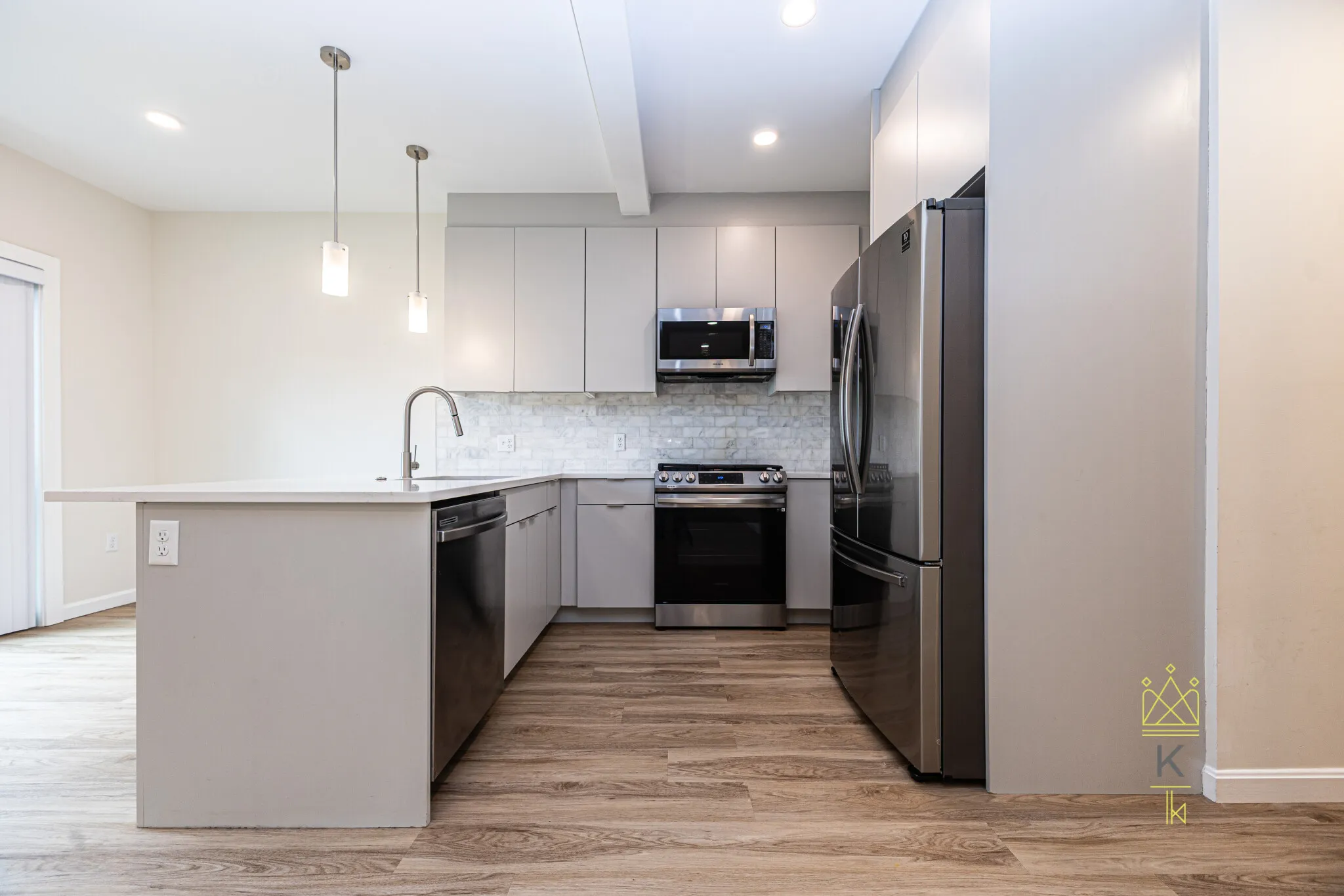 458 Washington St, Brighton