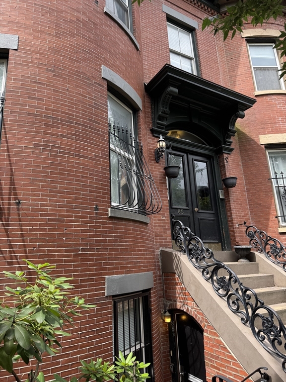 85 E Brookline St, South End