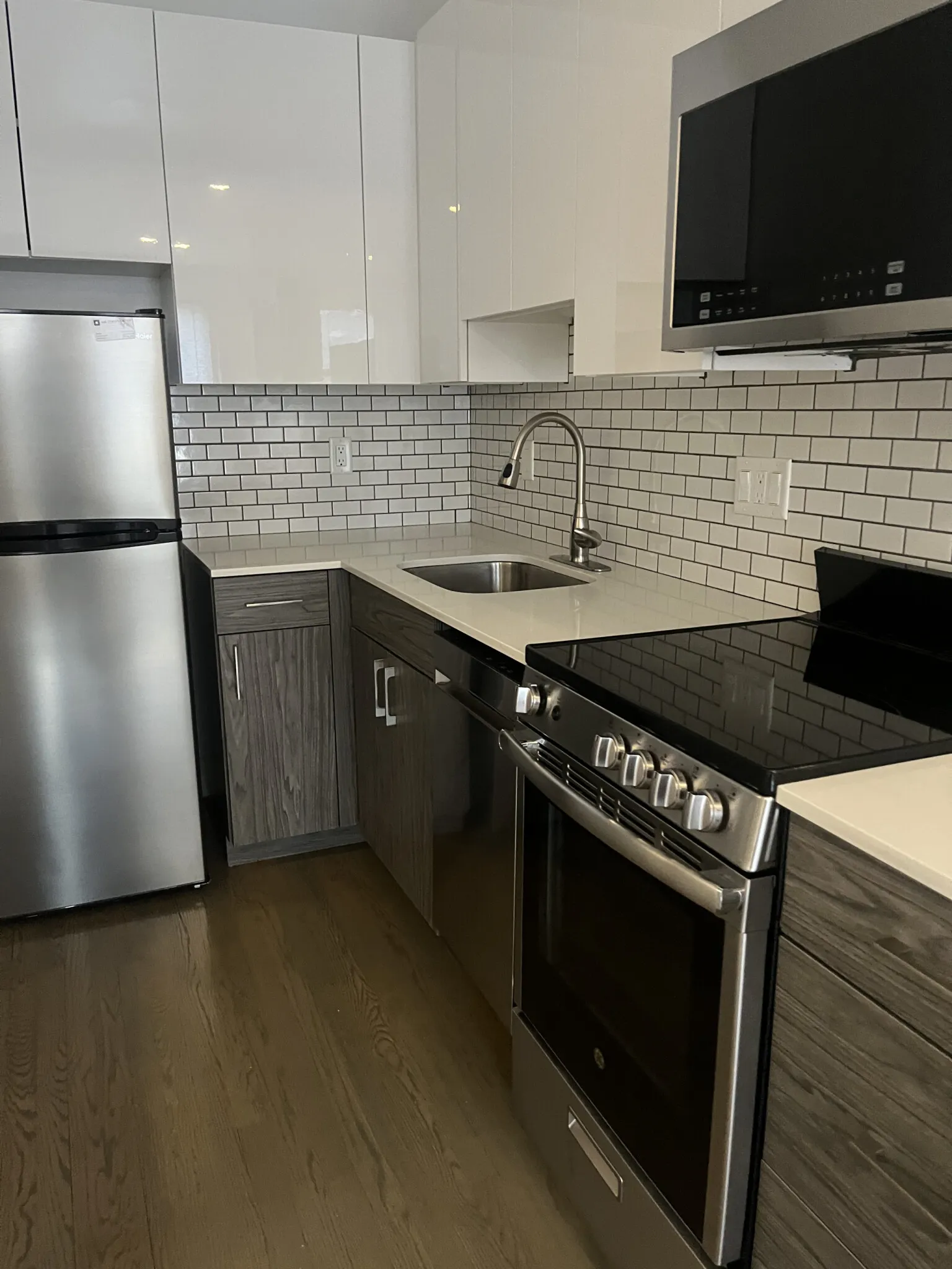 11 Peterborough St, Fenway