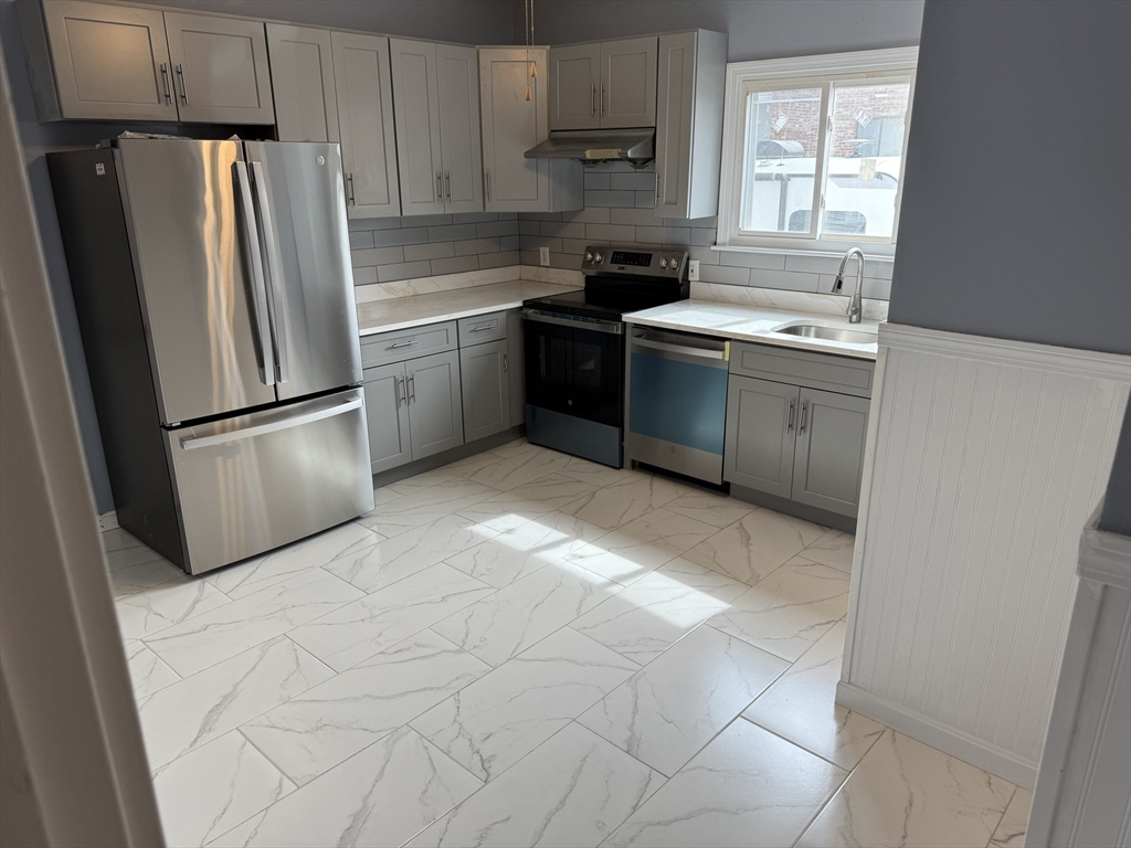 72 Newbury Ave, North Quincy