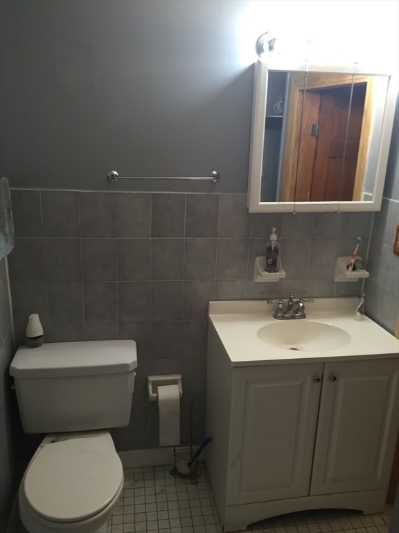 739 Parker St, Mission Hill