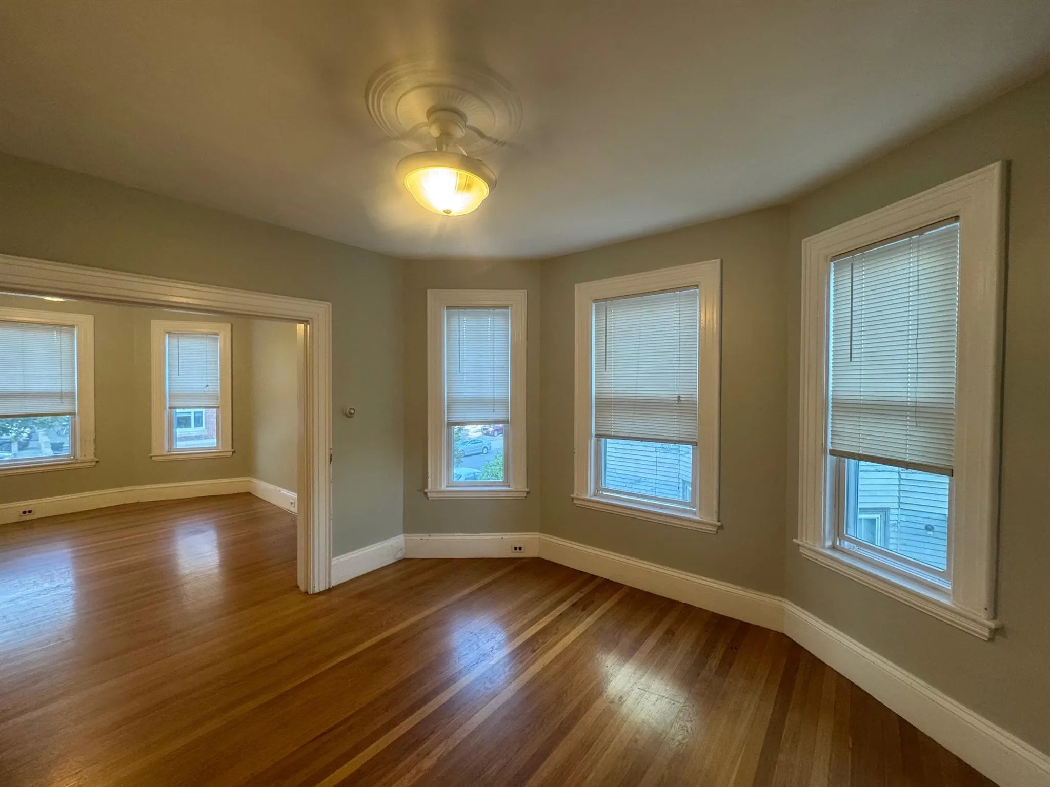 106 Highland Ave, Winter Hill