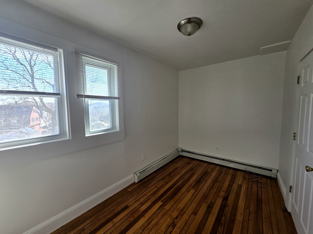 63 Stewart St, Quincy