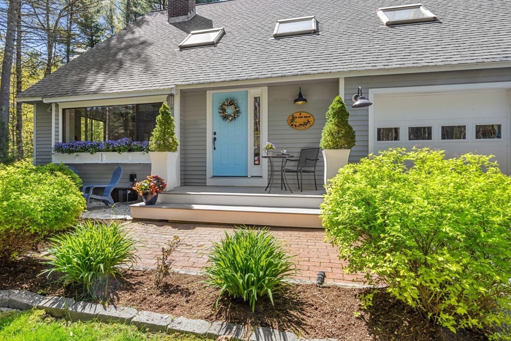 2 Deer Run, Littleton