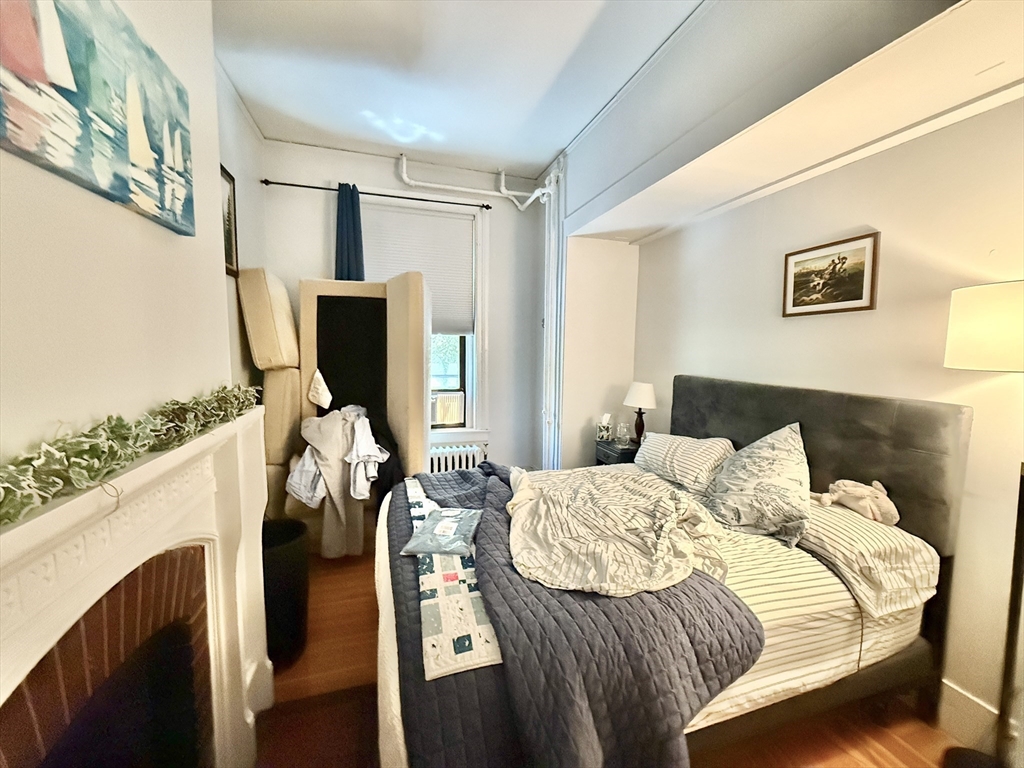 178 Marlborough St, Back Bay