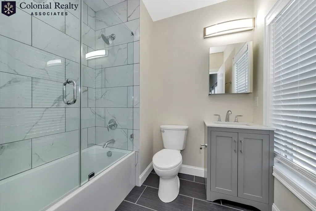 43 Wright Ave, South Medford