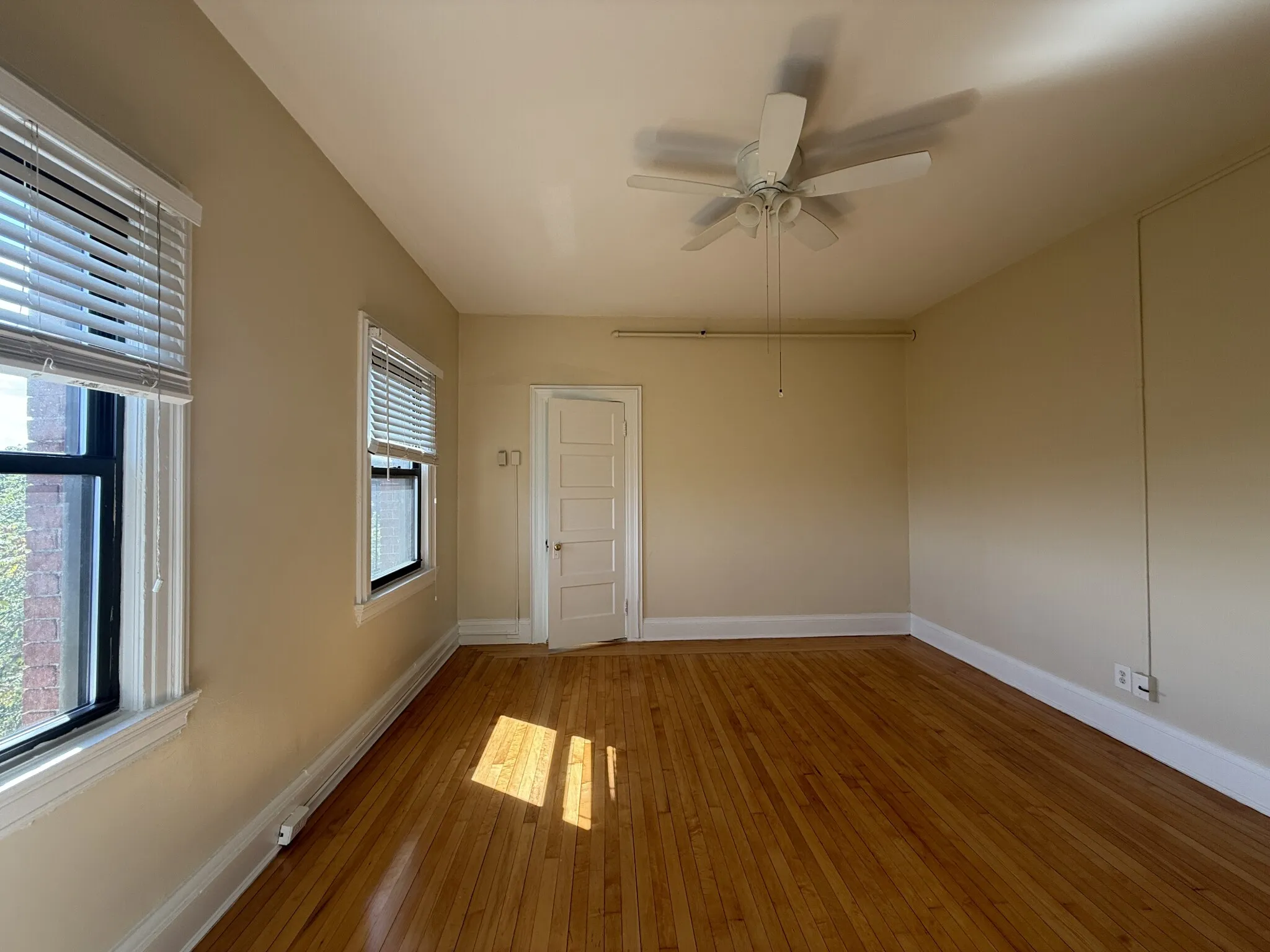 1470 Beacon St, Corey Hill