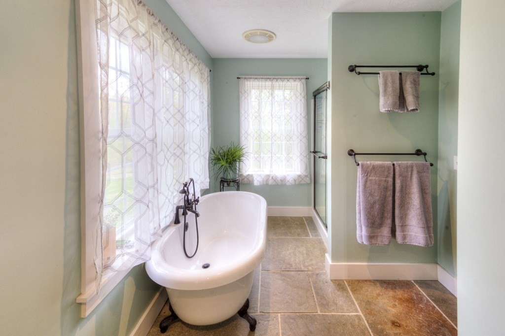 42 Greene Rd, Mount Wachusett