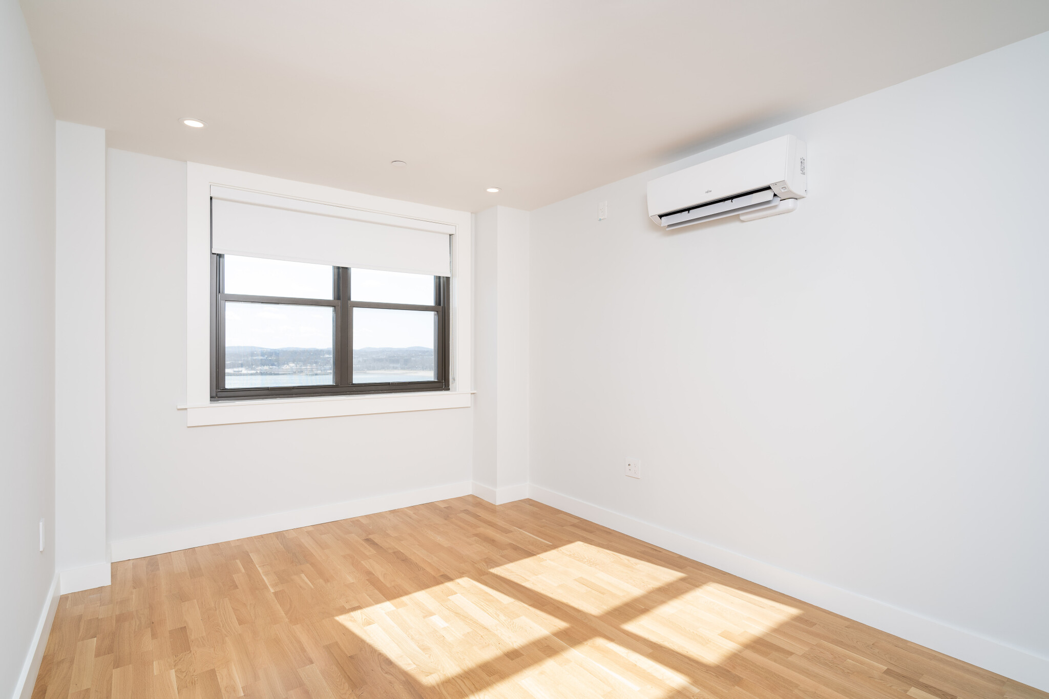 1410 Columbia Rd, South Boston