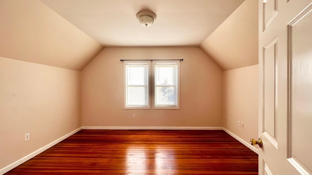 16 Miller Stile Rd, Quincy Center