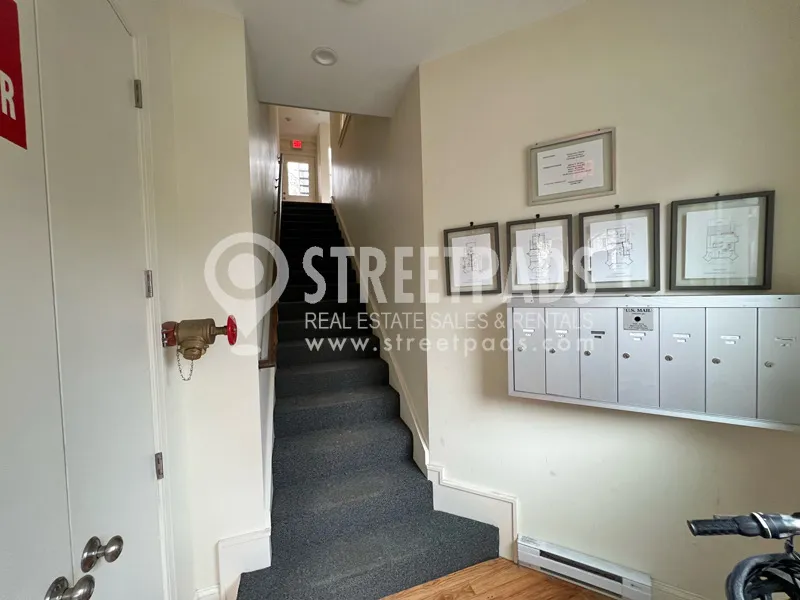379 Harvard St, Mid-Cambridge