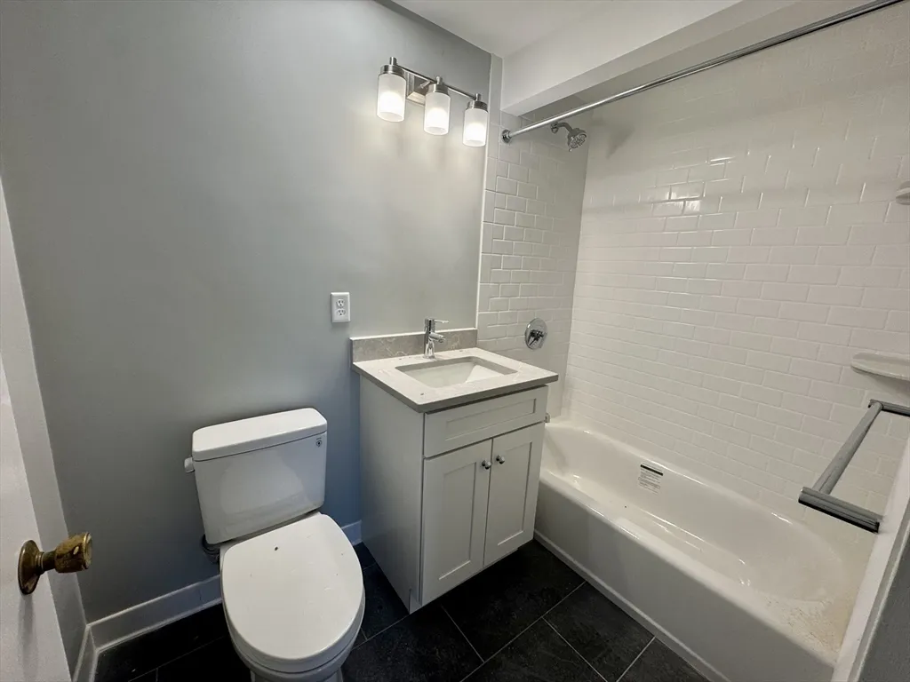 97 Spring St, West Roxbury