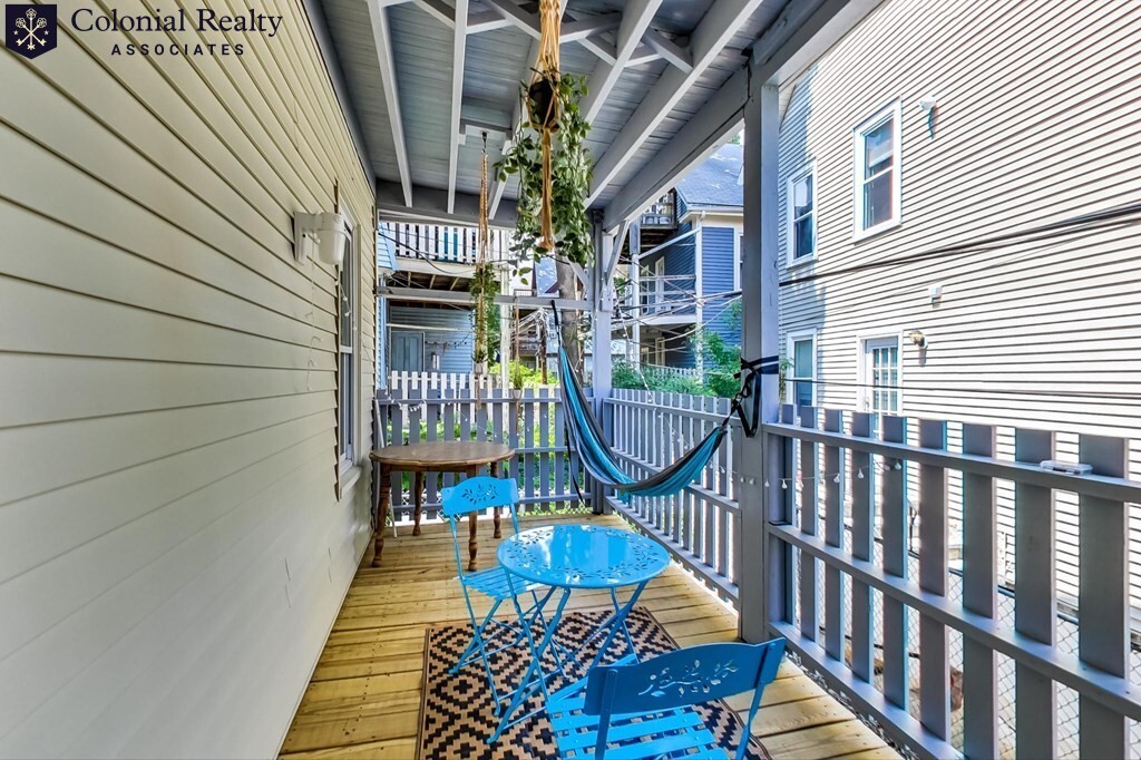 49 Hillside St, Mission Hill