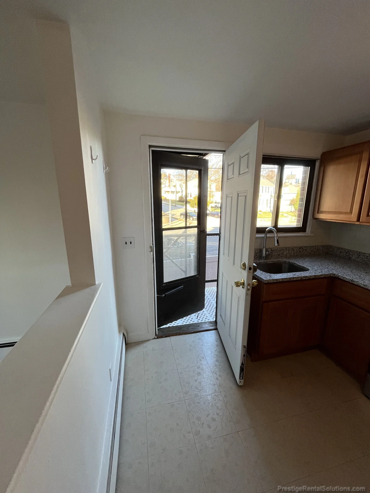 2 Winthrop St, Watertown