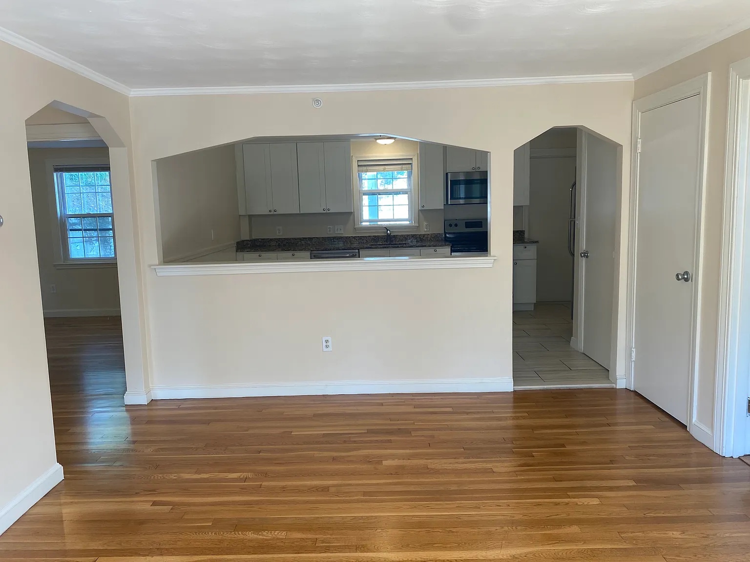 4833 Washington St, West Roxbury