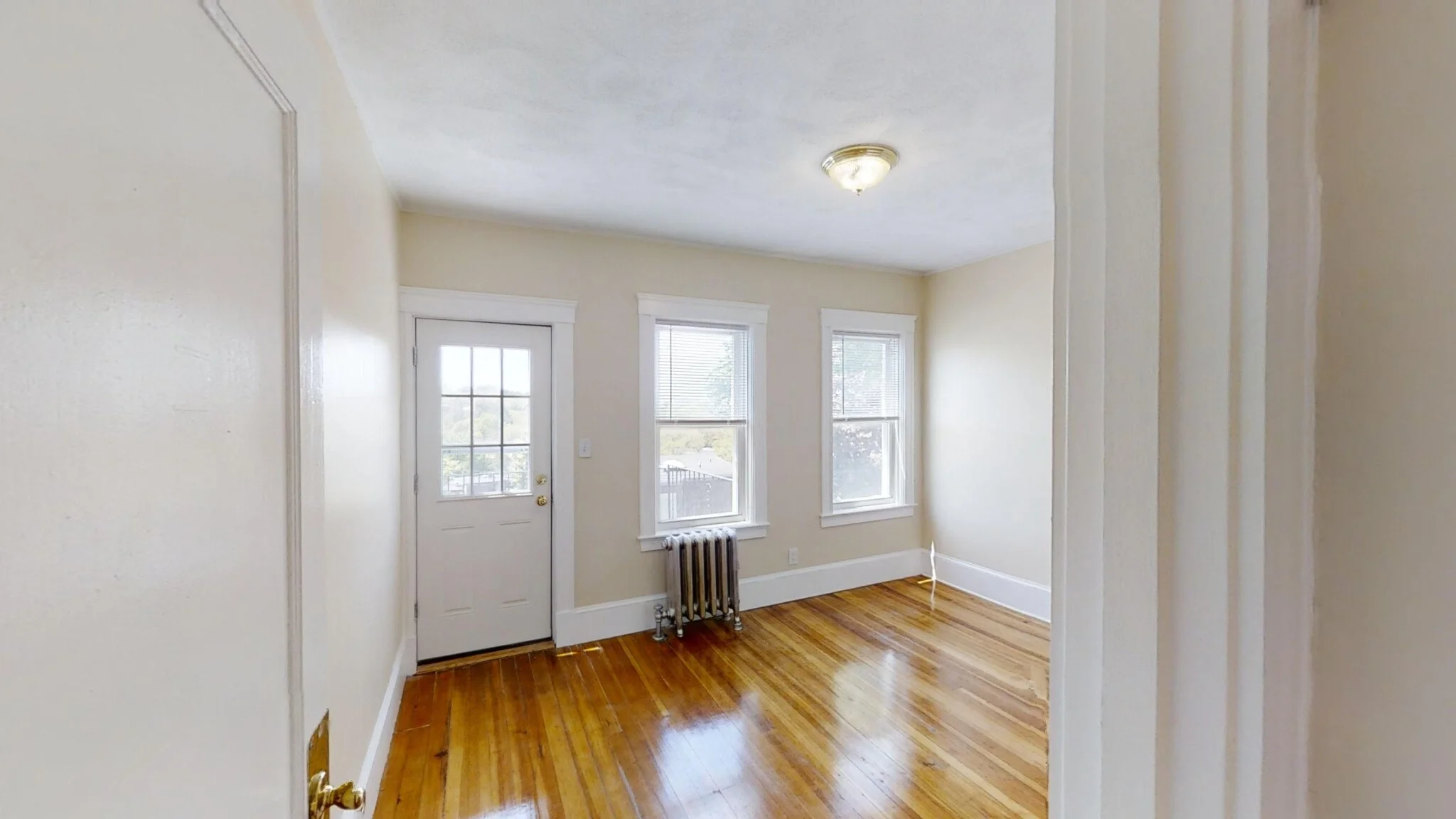 303 Tappan St, Washington Square