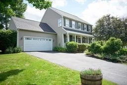 30 Juniper Wood Dr, Haverhill