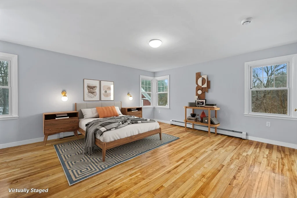 656 Grove St, Worcester