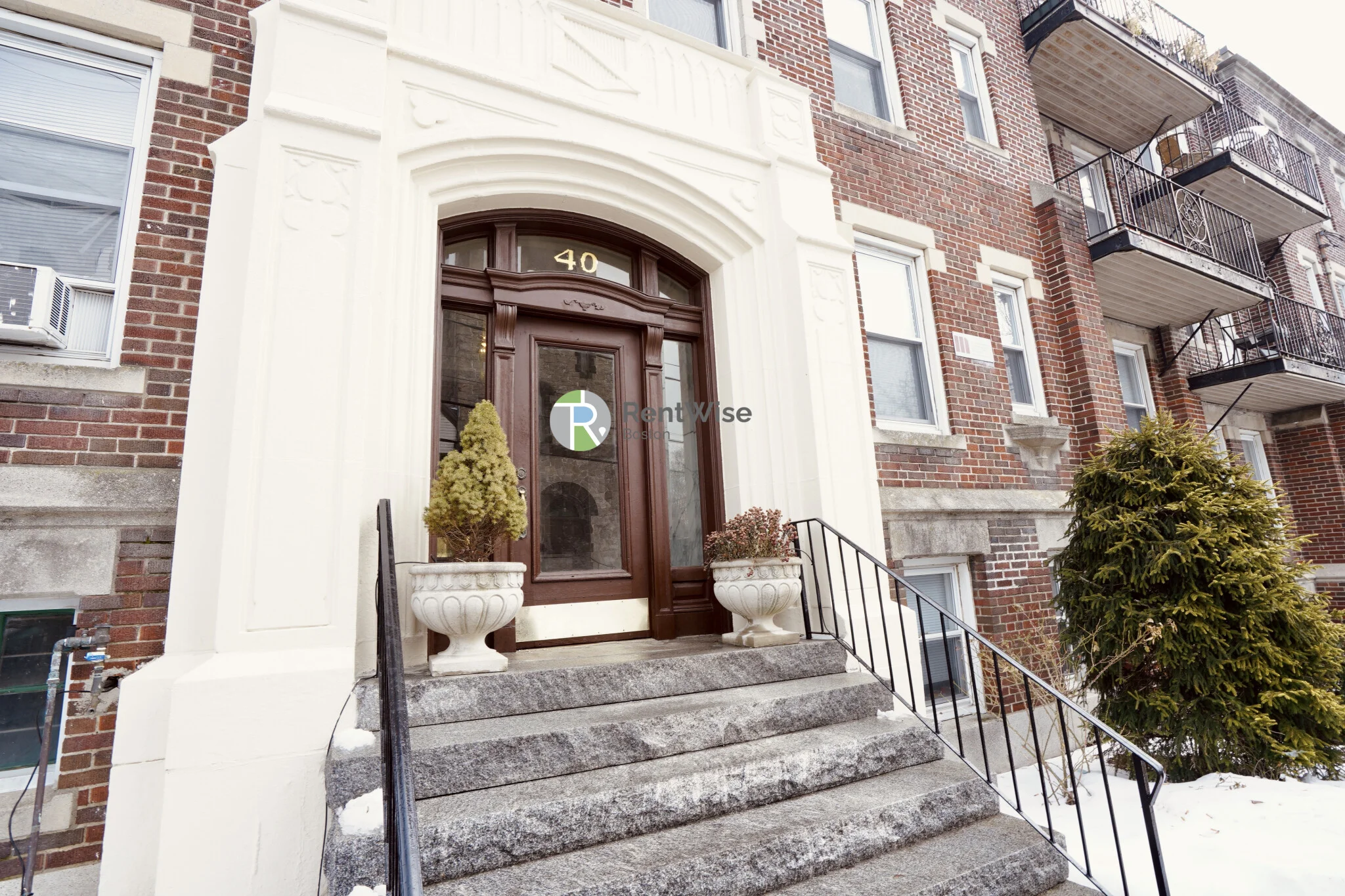 40 Quint Ave, Allston