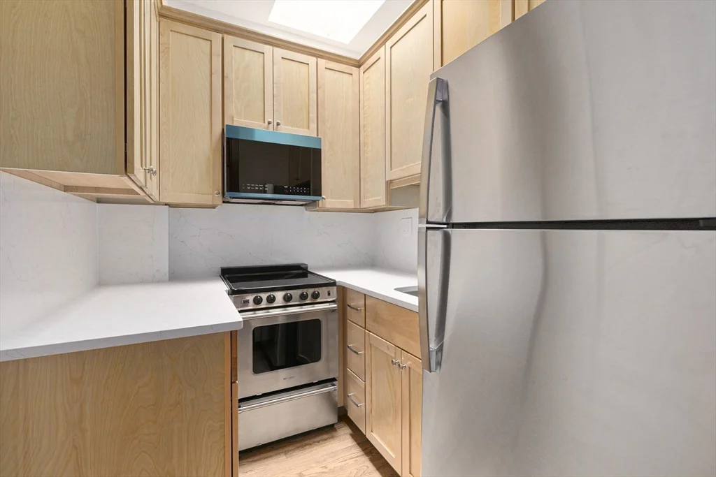 648 Washington St, Norwood