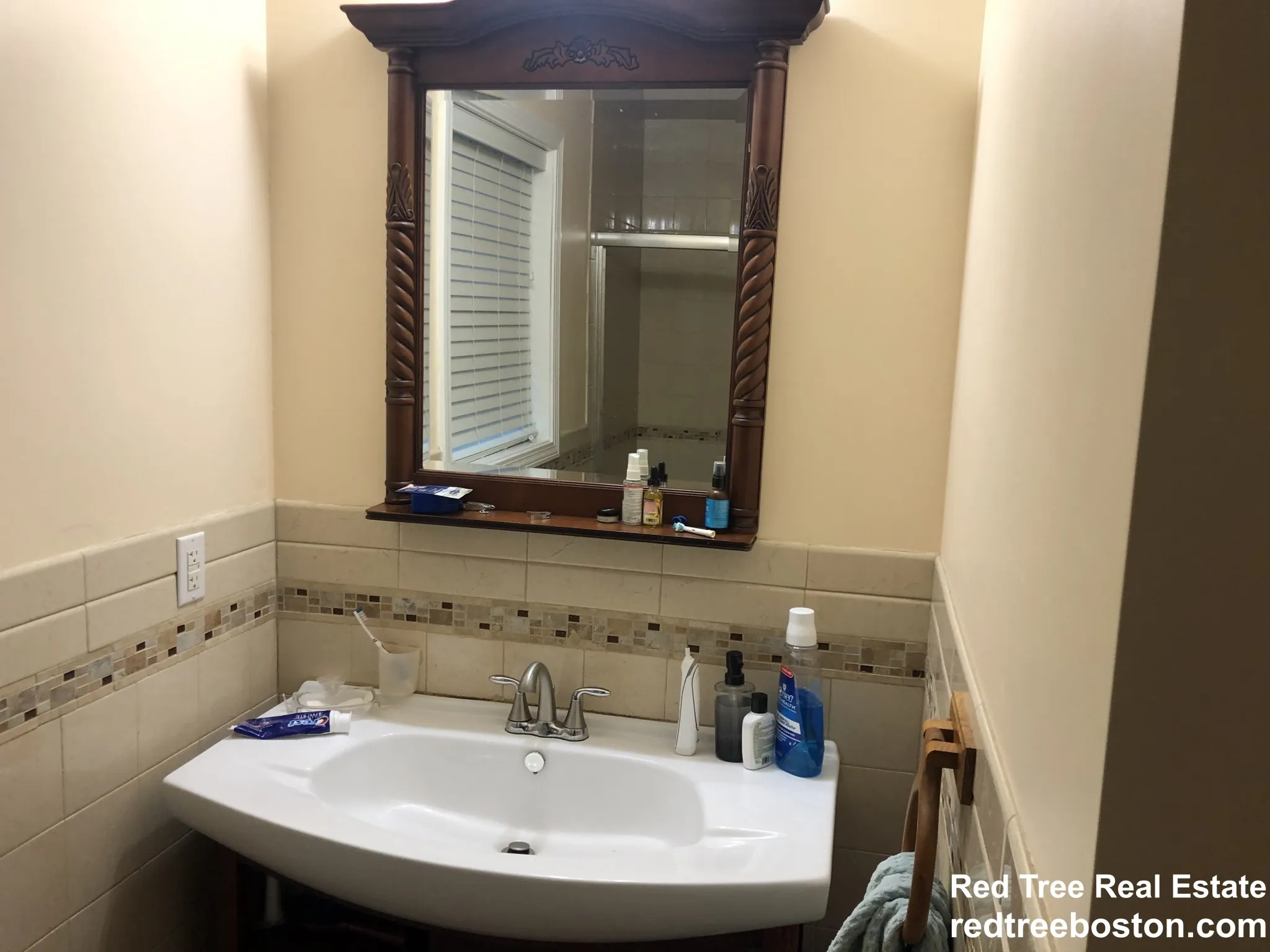 207 Hillside St, Roxbury