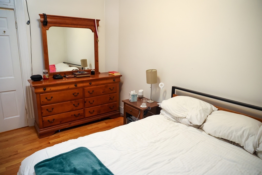 77 Westland Ave, Fenway