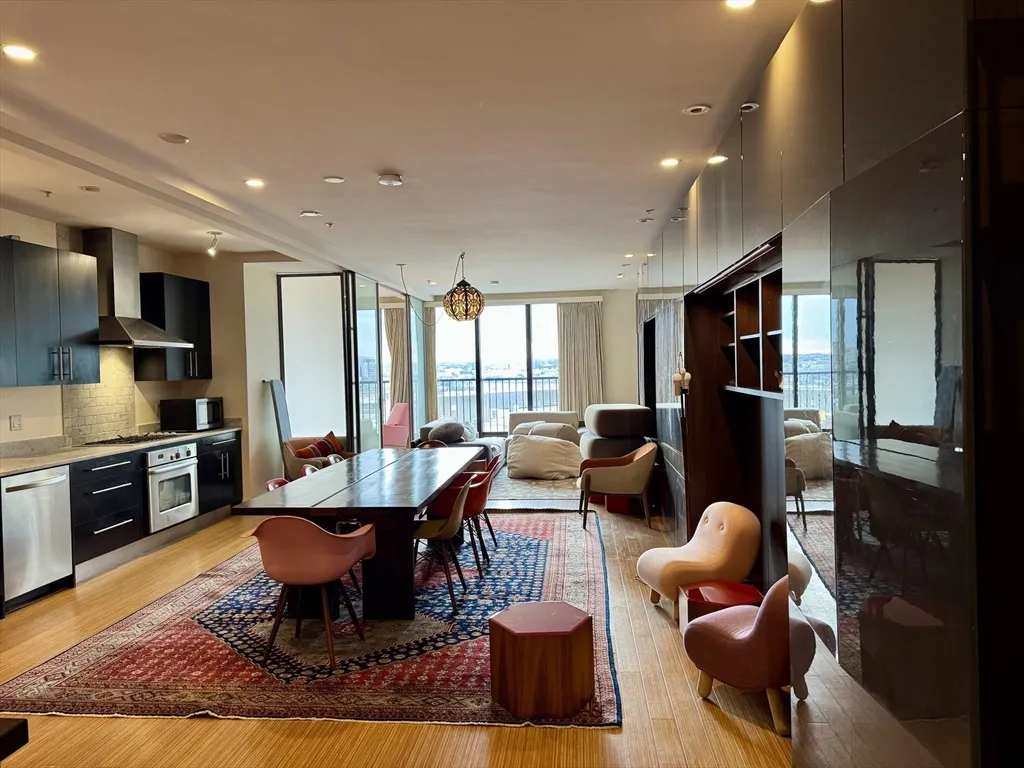 36 A St, South Boston