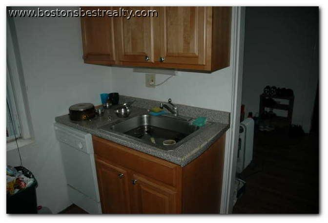 1 bed, 1 bath apartment for rent at 80 Gordon St Unit 7, Brighton — photo 3 of 3