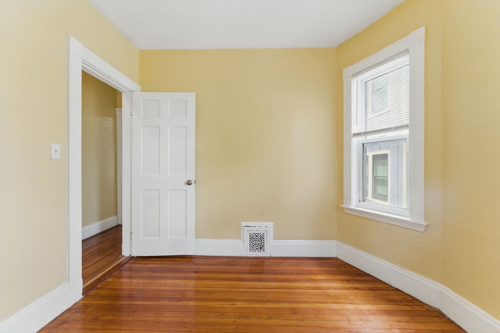 17 Hillsboro, Boston