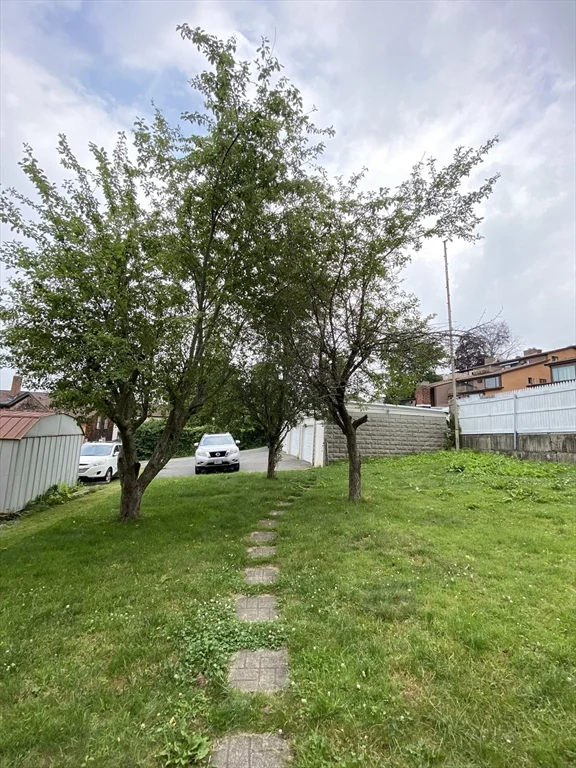 60 Prospect St, Fall River
