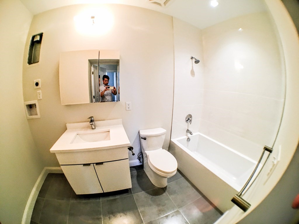 1022 Hancock St, Quincy