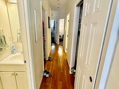 3 bed, 1.5 bath apartment for rent at 17 Thacher St Unit 4, North End — photo 12 of 22
