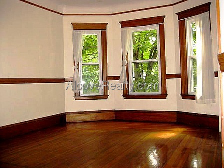 151 Elm St, Davis Square