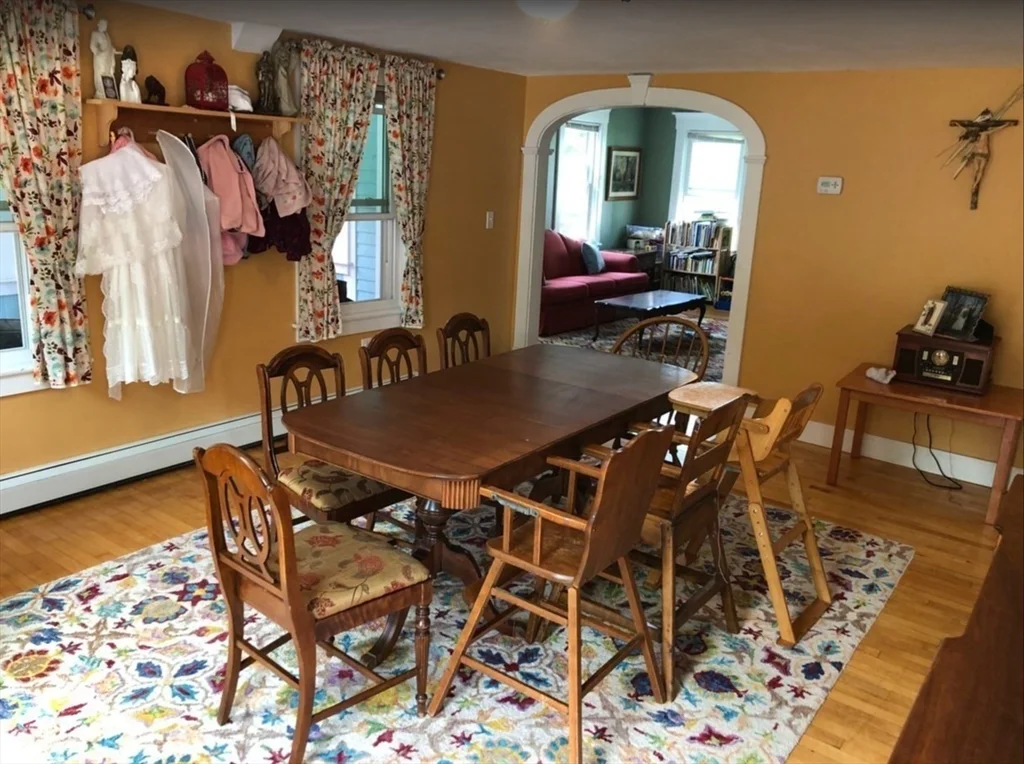 72 Ash St, Winchendon