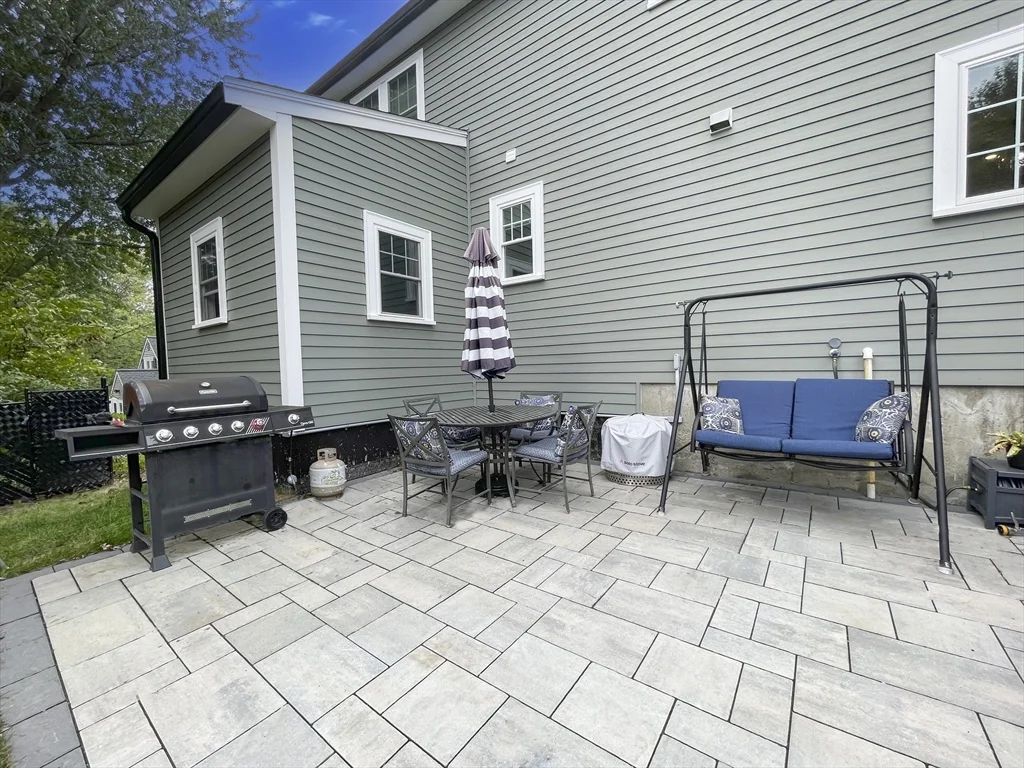 4 Pine Crest Rd, Braintree