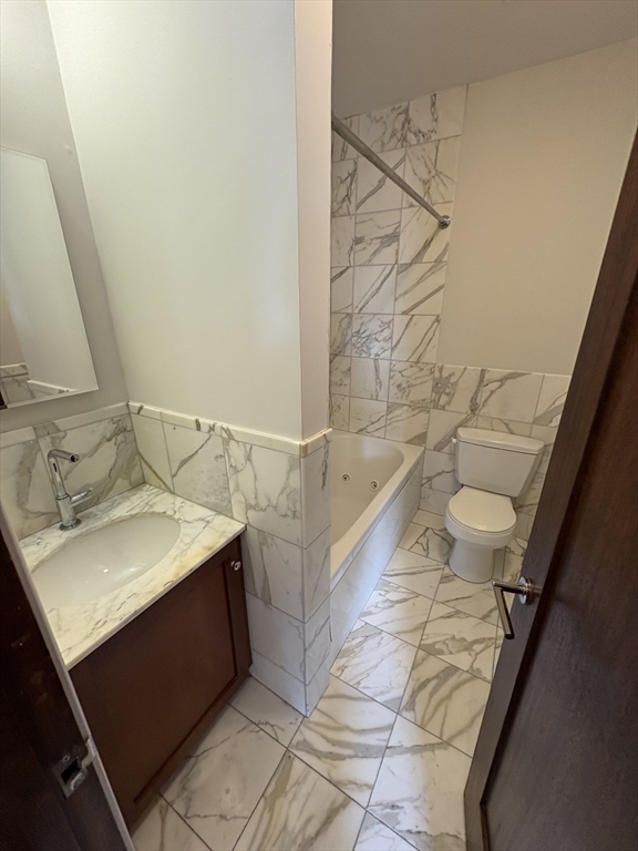 483 Beacon St, Back Bay