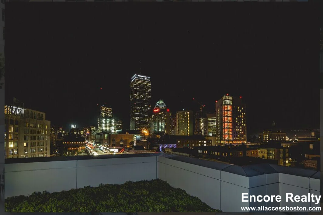 1085 Boylston St, Fenway