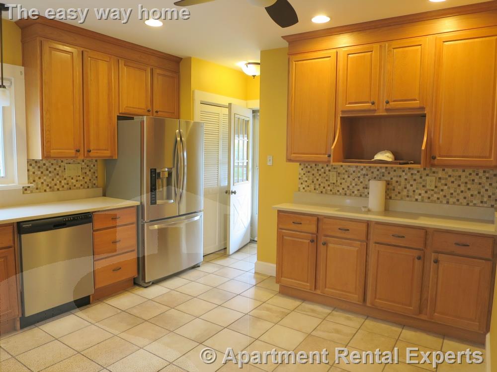 1098 Fellsway, Salem St. Area