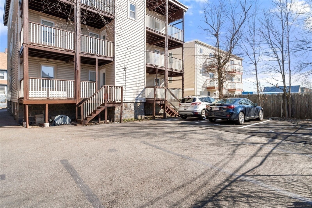 10 Centre Ave, Dorchester