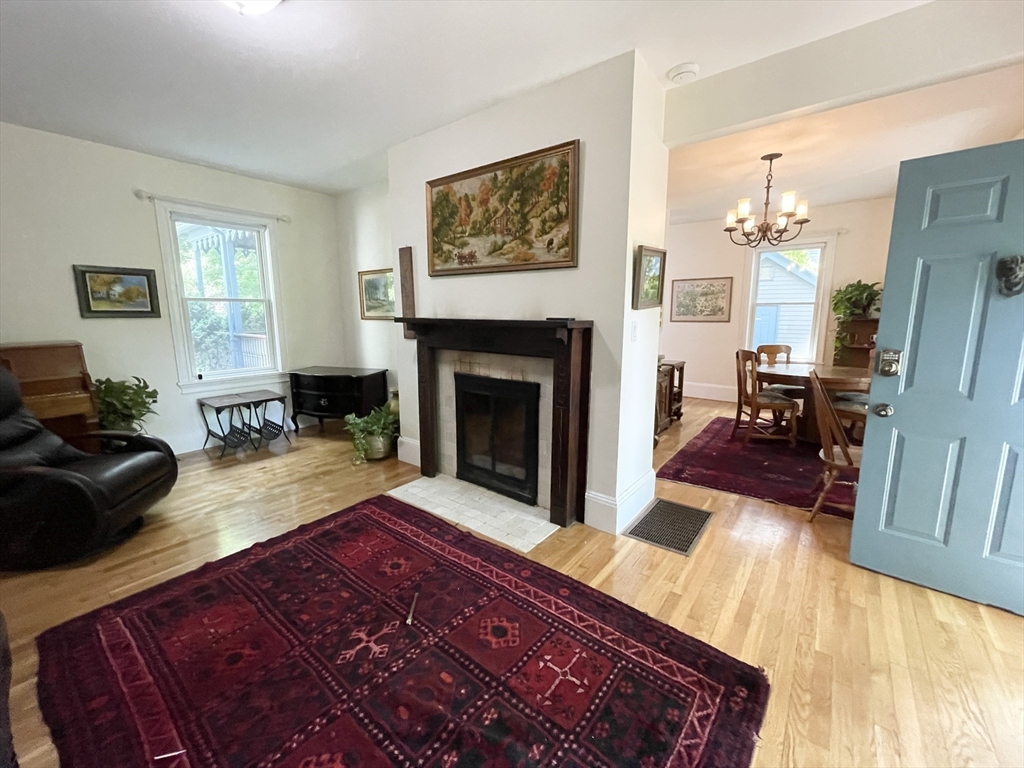 217 Freeman, Coolidge Corner