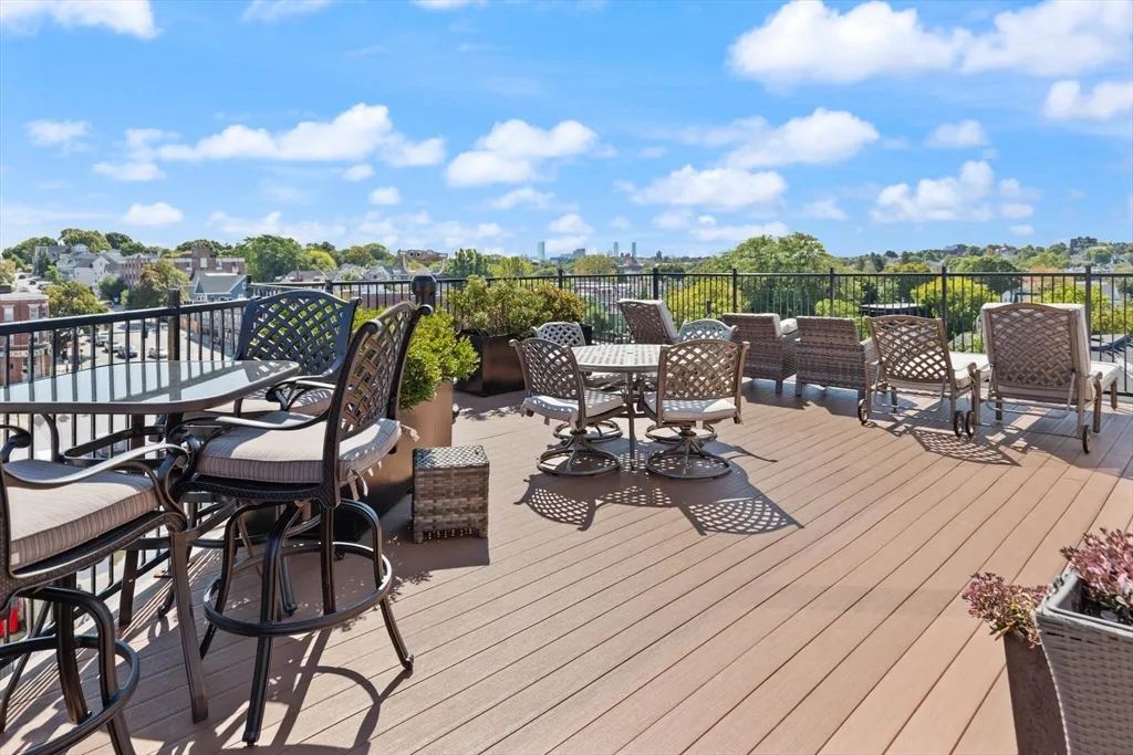 87 Medford St, Tufts University