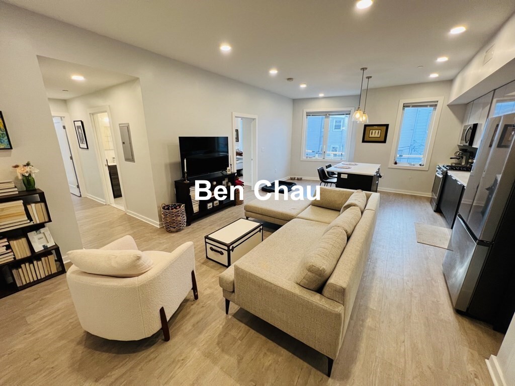 14 Ward St, Ward Two