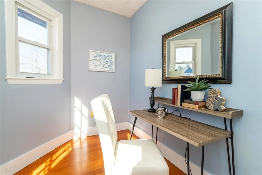 23 Wenham St, Jamaica Plain