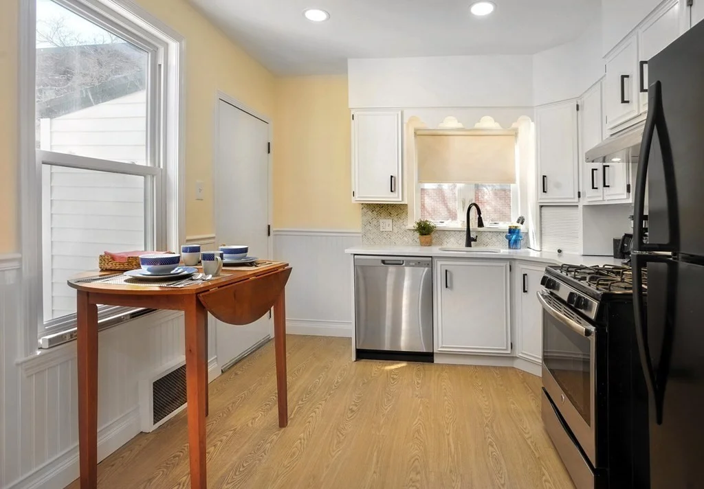 7 Lester Pl, Jamaica Plain