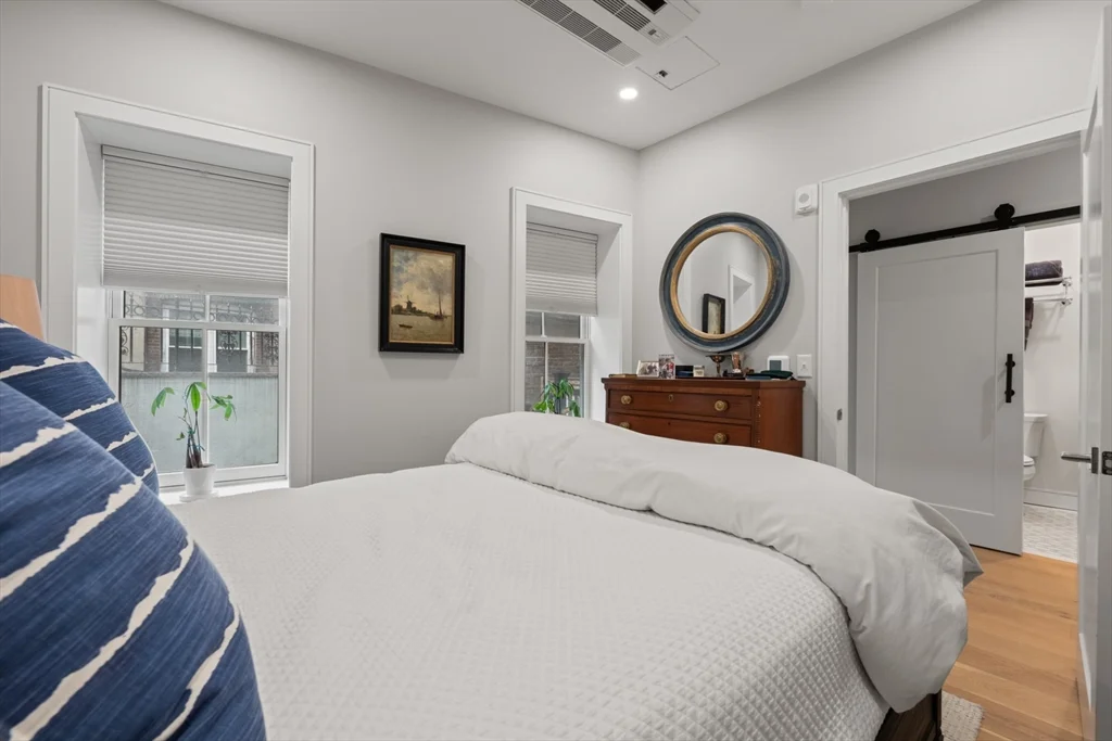 471 Hanover St, North End