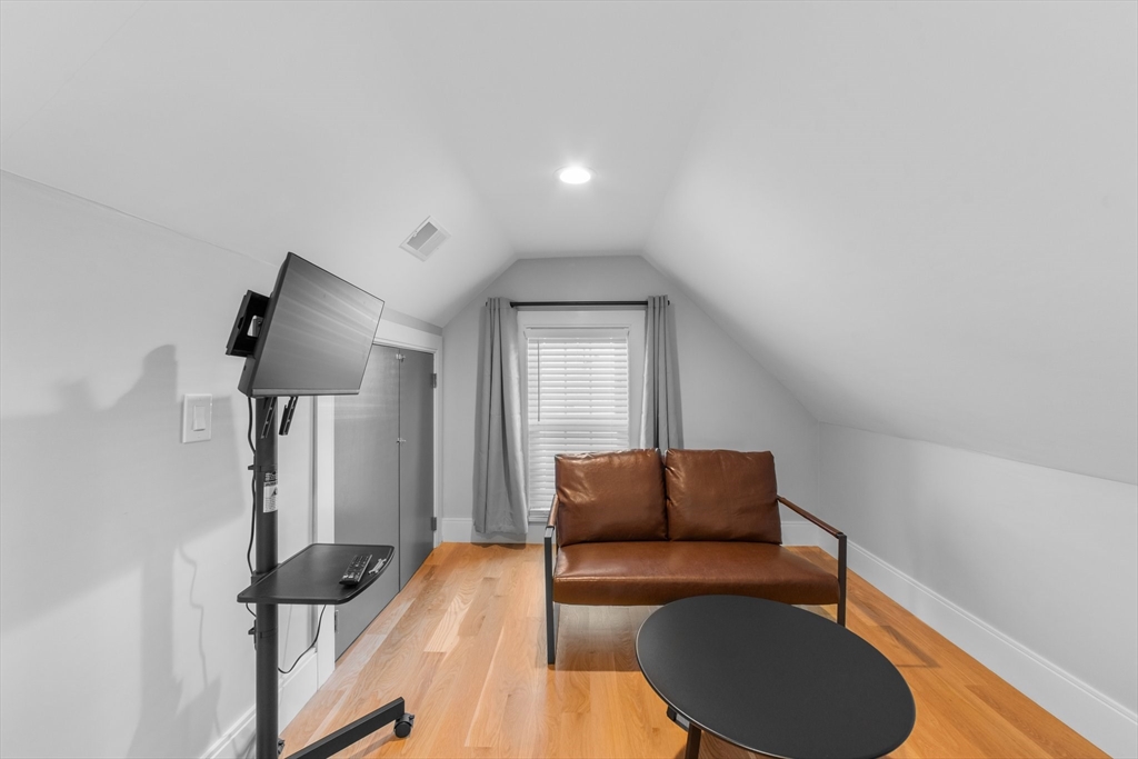 205 Mountain Ave, Malden