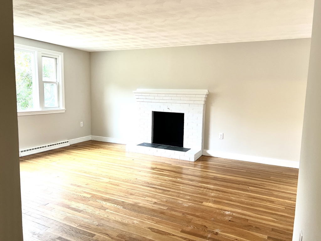 43 Grove St, Randolph