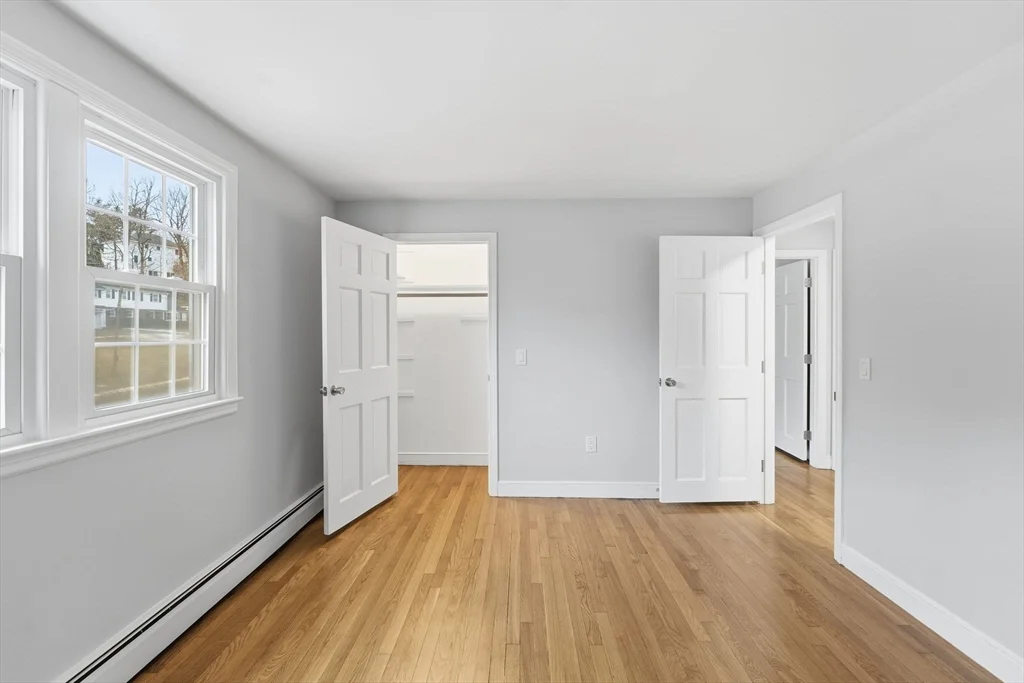 38 Juniper Ln, Holden