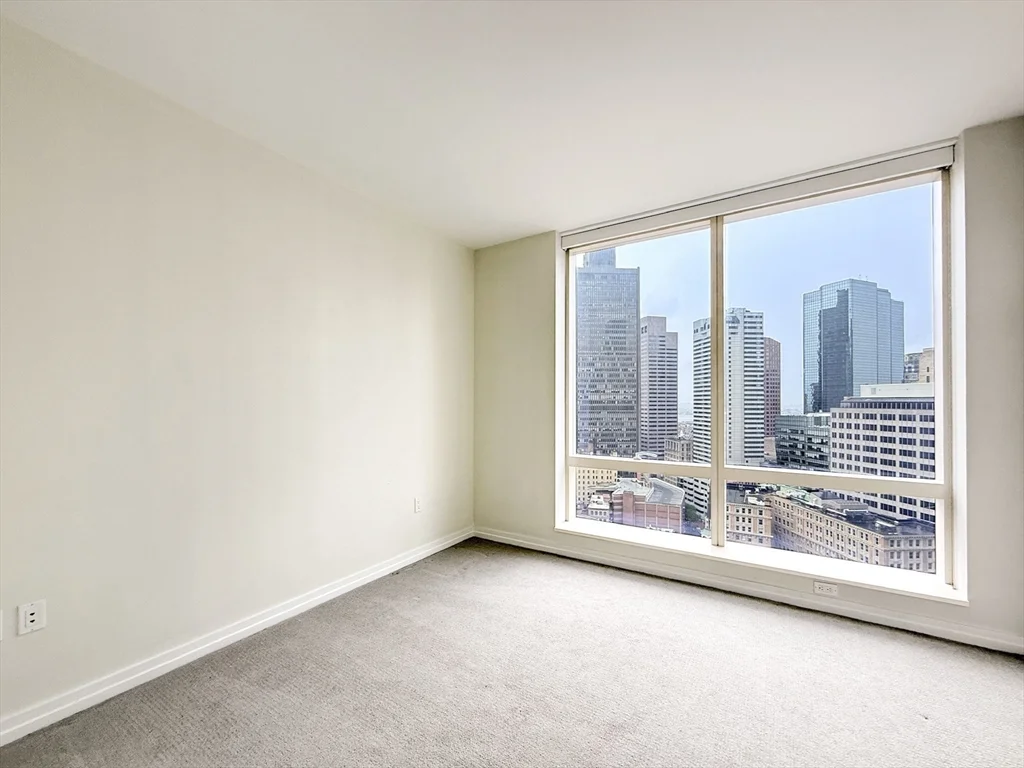 1 Franklin St, Midtown