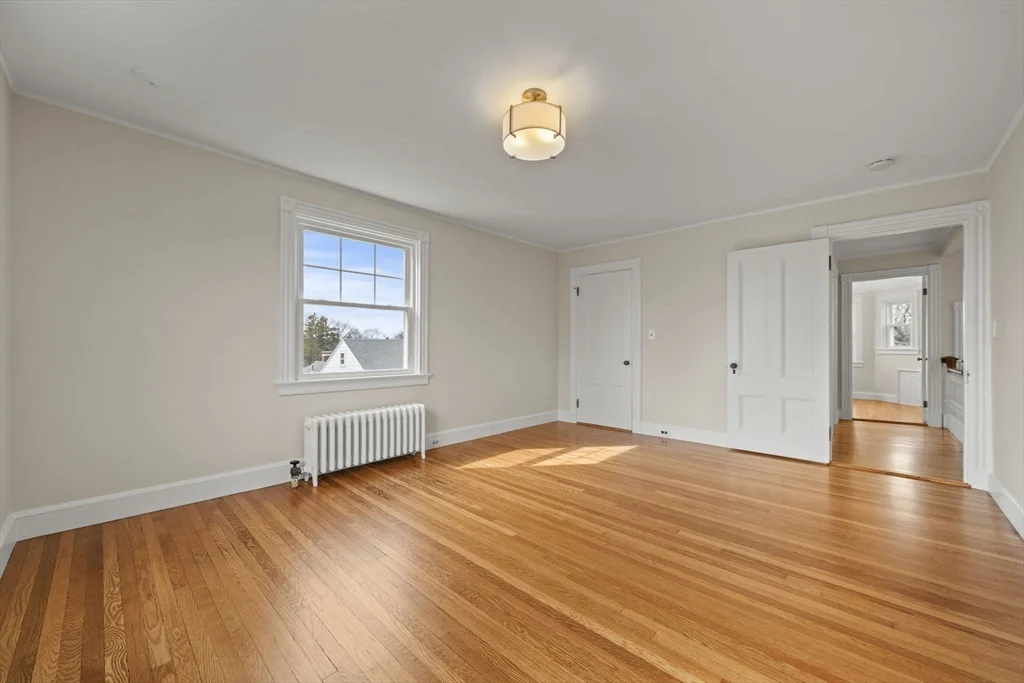 60 Powder House Rd, Lawrence Estates